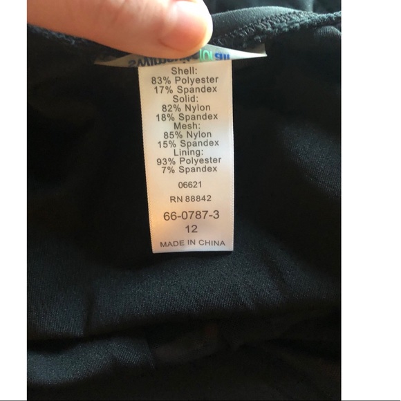 Swimsuits For All Floral Ruched One-Piece Swimsuit - Picture 6 of 7